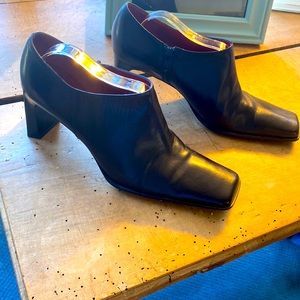 🏵️ANNE KLEIN NEW YORK ankle boots 9M